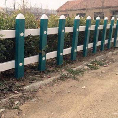 合山廈門PVC護(hù)欄與塑鋼P(yáng)VC護(hù)欄 特性、應(yīng)用與優(yōu)勢(shì)解析