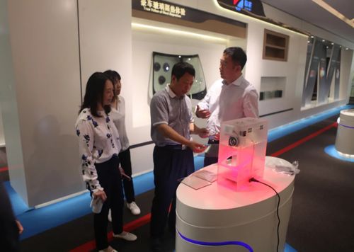 技術(shù)交流促發(fā)展，強(qiáng)強(qiáng)聯(lián)合譜新篇——中國建材檢驗(yàn)認(rèn)證集團(tuán)領(lǐng)導(dǎo)蒞臨中凌工廠大連愛瑞德指導(dǎo)